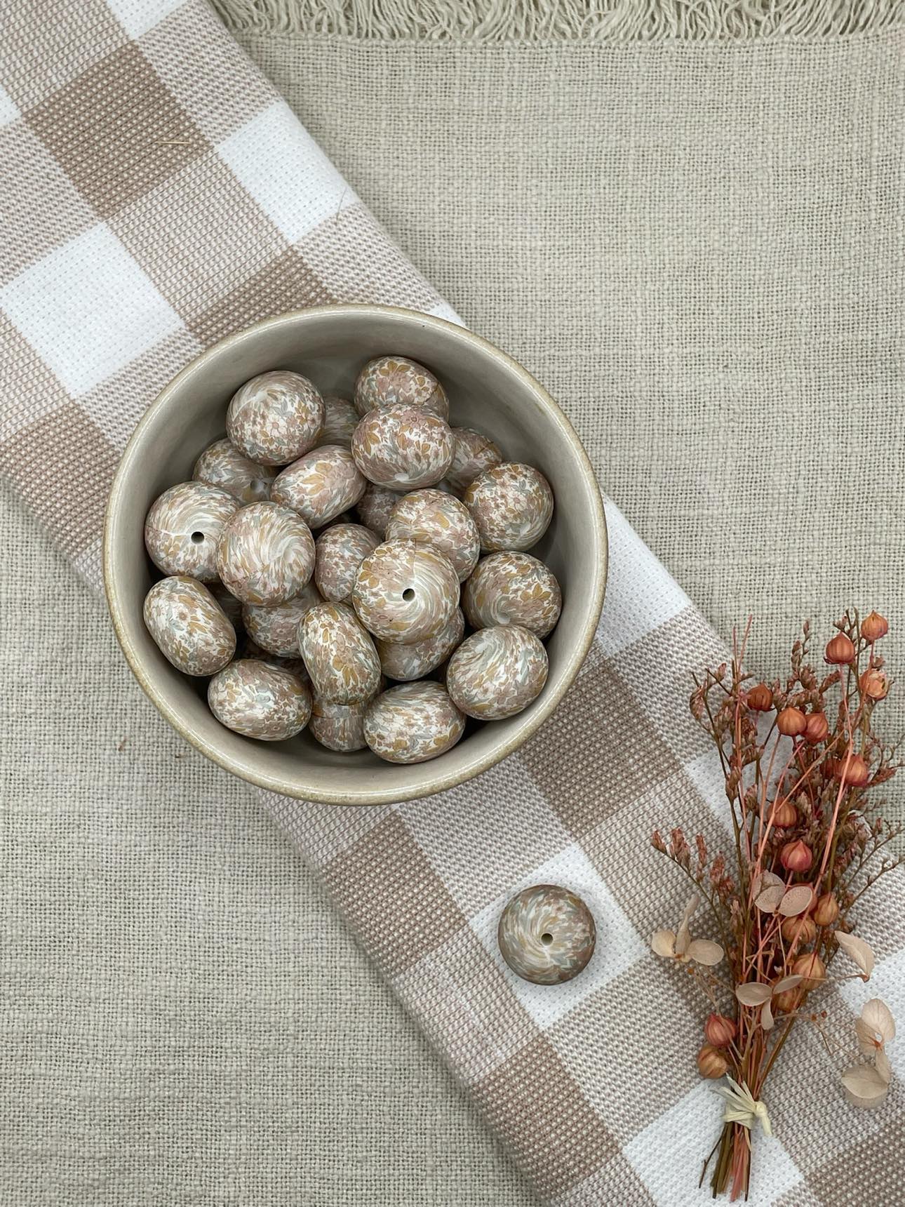 Beads 6 Patterned - 22mm silicone abacus - Flowers