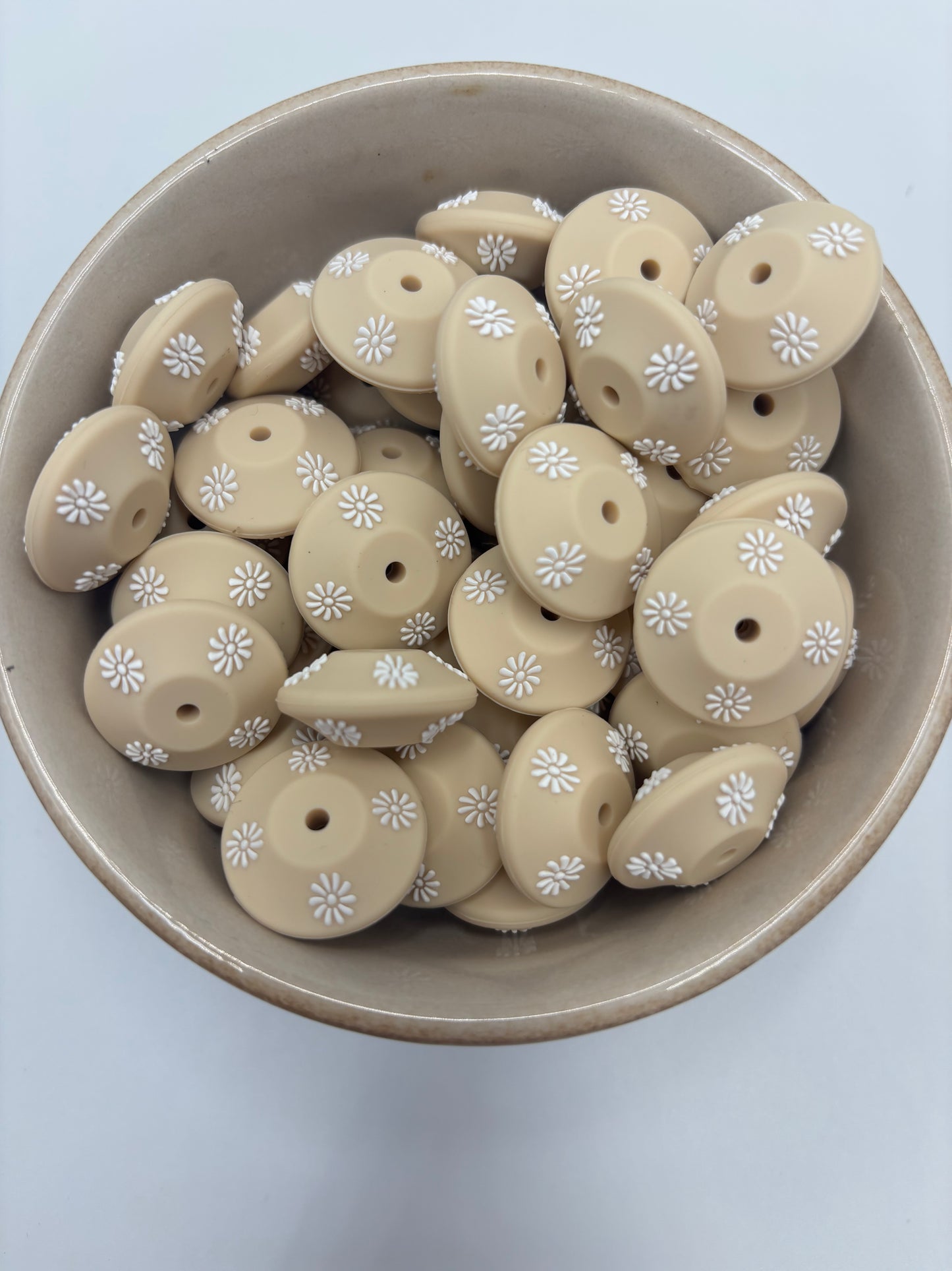 20mm Abacus Flower Beads | Navajo White6