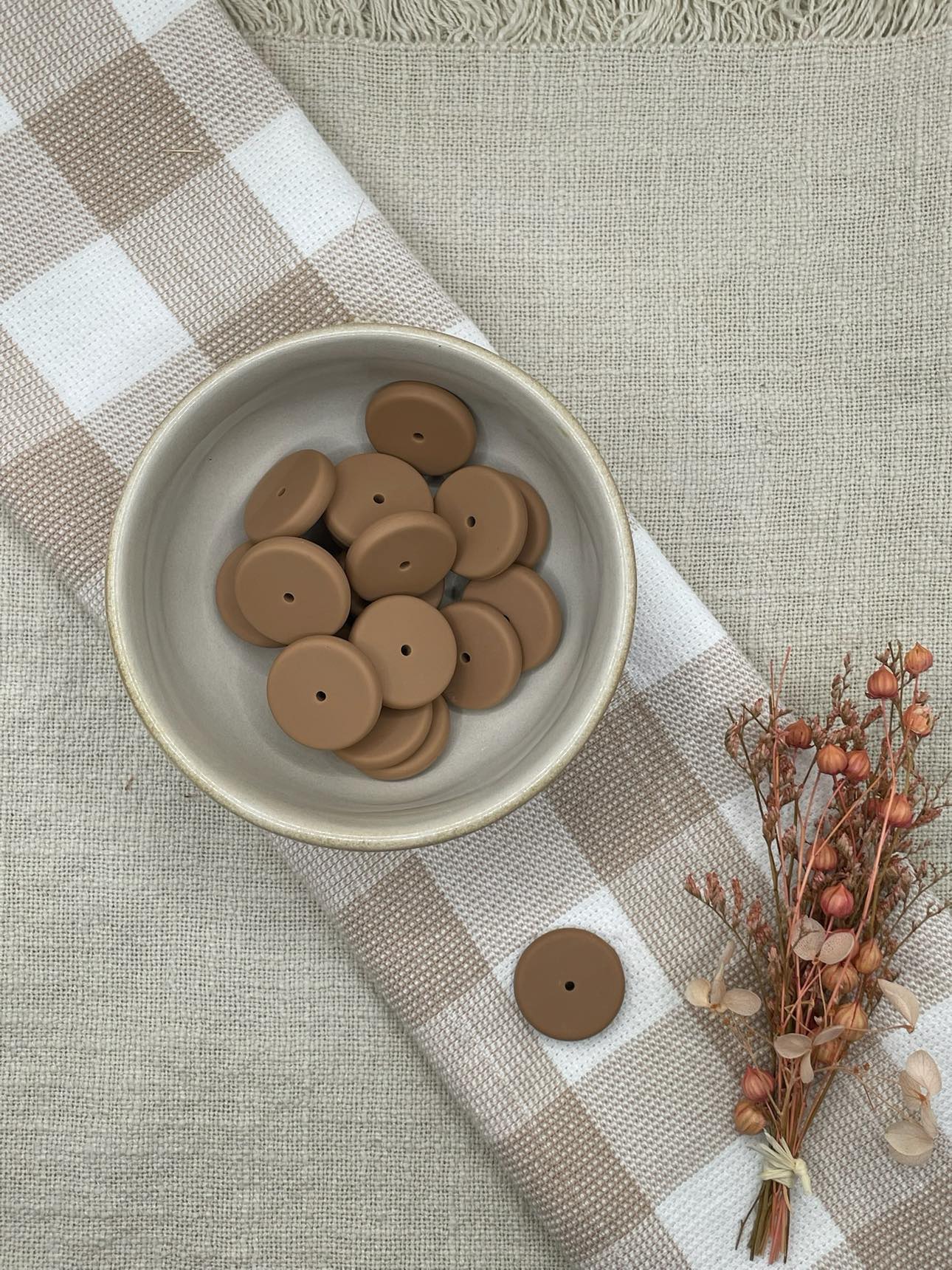 Beads 6 - 22mm silicone spacer coin | Chocolate