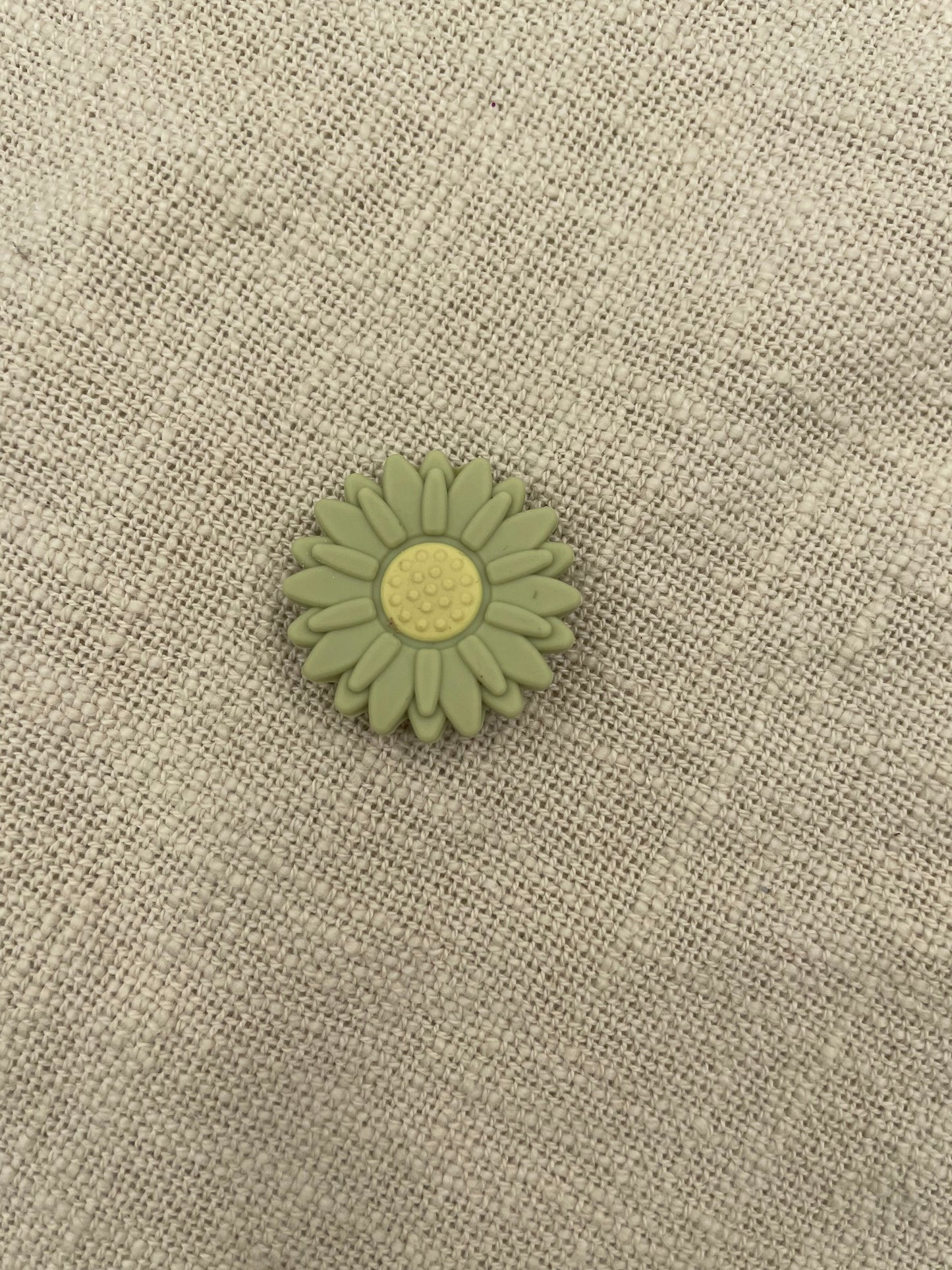 Silicone Focal Bead - green flower 140
